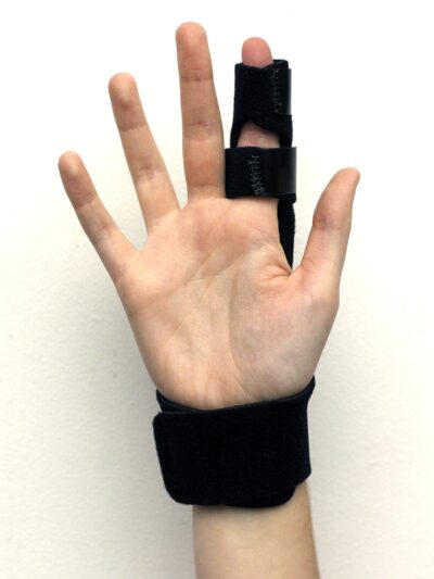 FINGER EXTENSION SPLINT