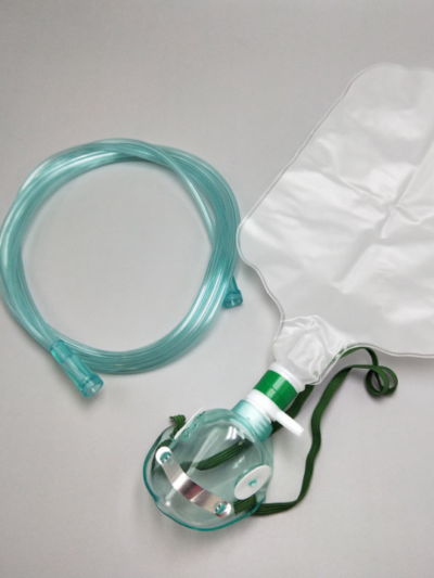 HIGH FLOW OXYGEN MASK ADULT